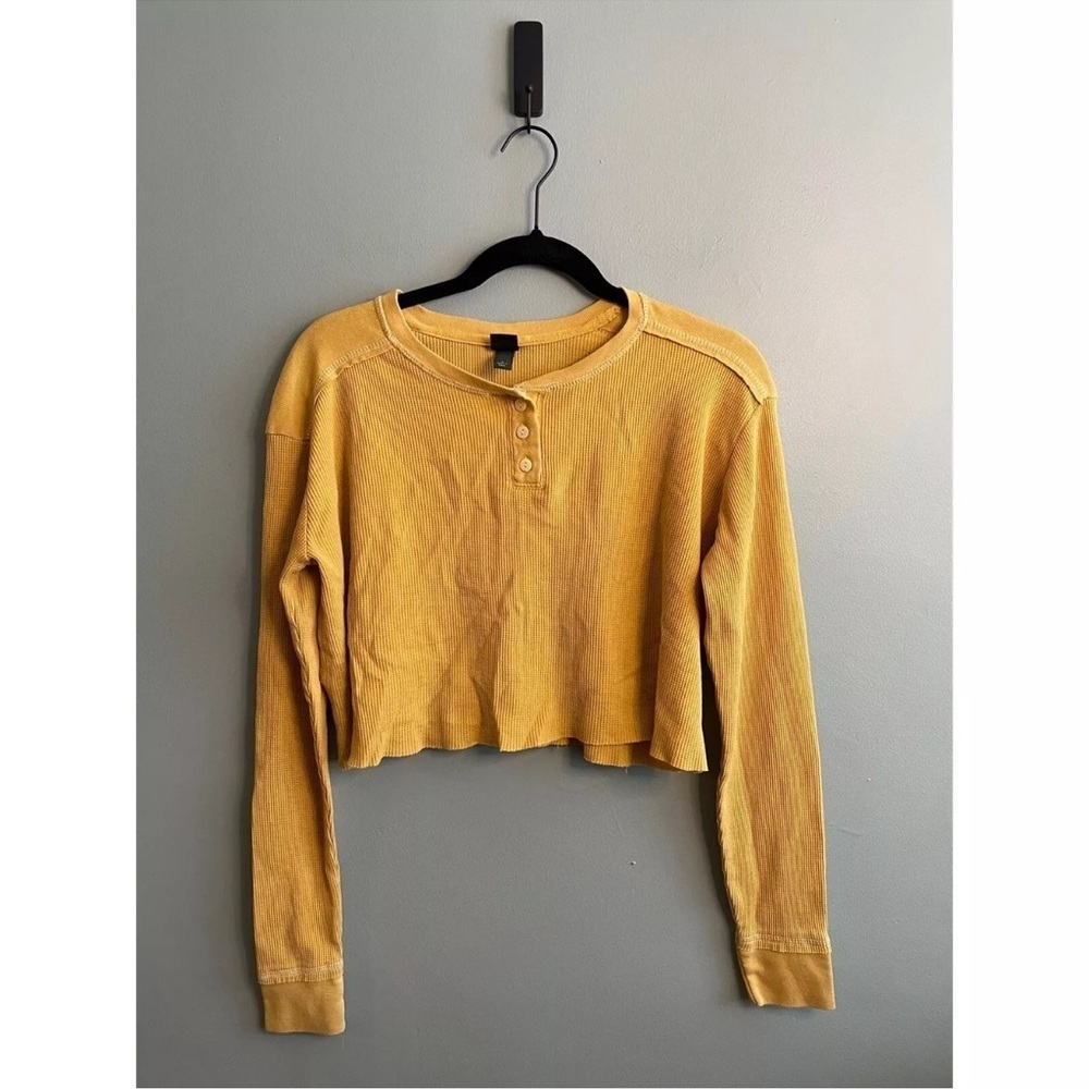 Wild fable cropped thermal top